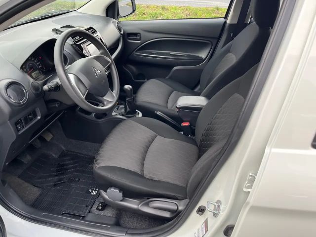 Mitsubishi Space Star Star