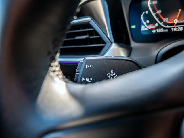 BMW 320 Sedan xDrive