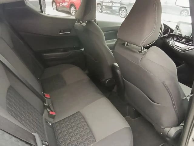 Toyota C-HR Hybride Team D