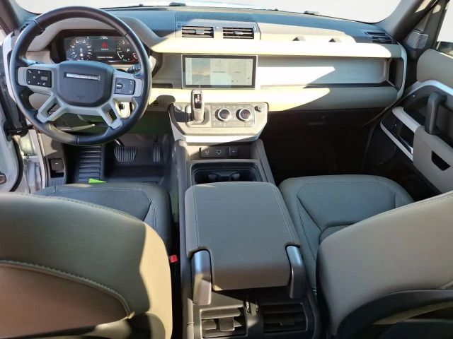 Land Rover Defender 3.0 110 D250 MHEV SE