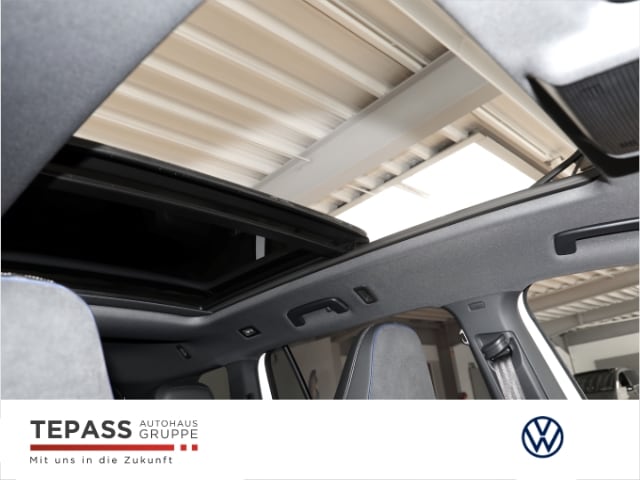 Volkswagen Tayron 2.0 TDI IQ.Drive R-Line