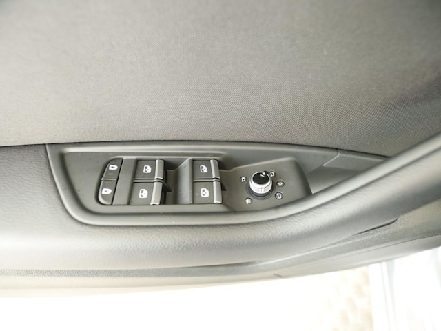 Audi A4 35 TFSI Avant S-Tronic