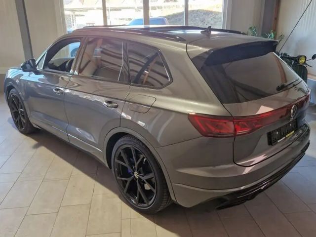 Volkswagen Touareg 4Motion R-Line eHybrid