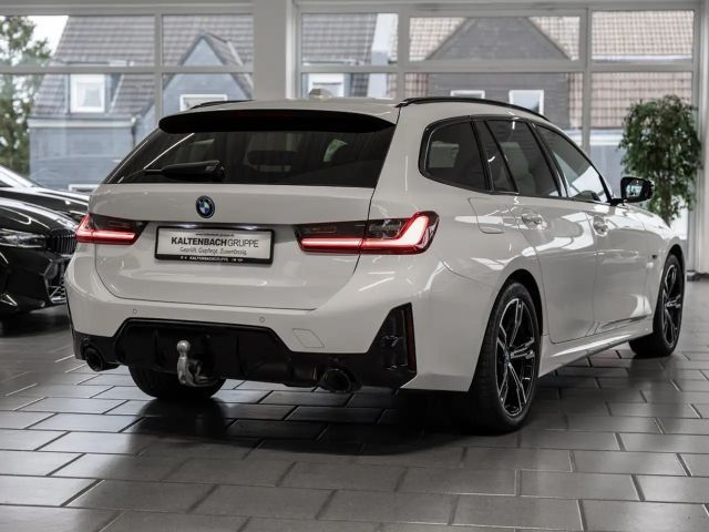 BMW 330 330e M-Sport Touring