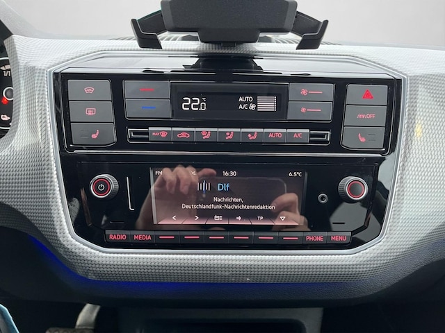 Volkswagen e-up! Plus Style