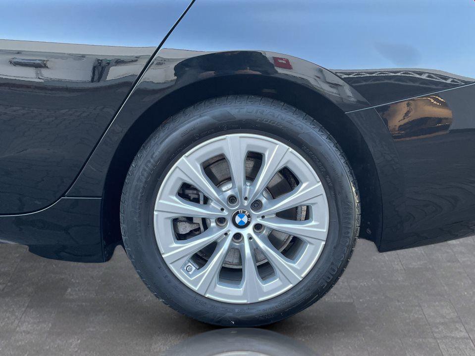 BMW 320 320e Touring