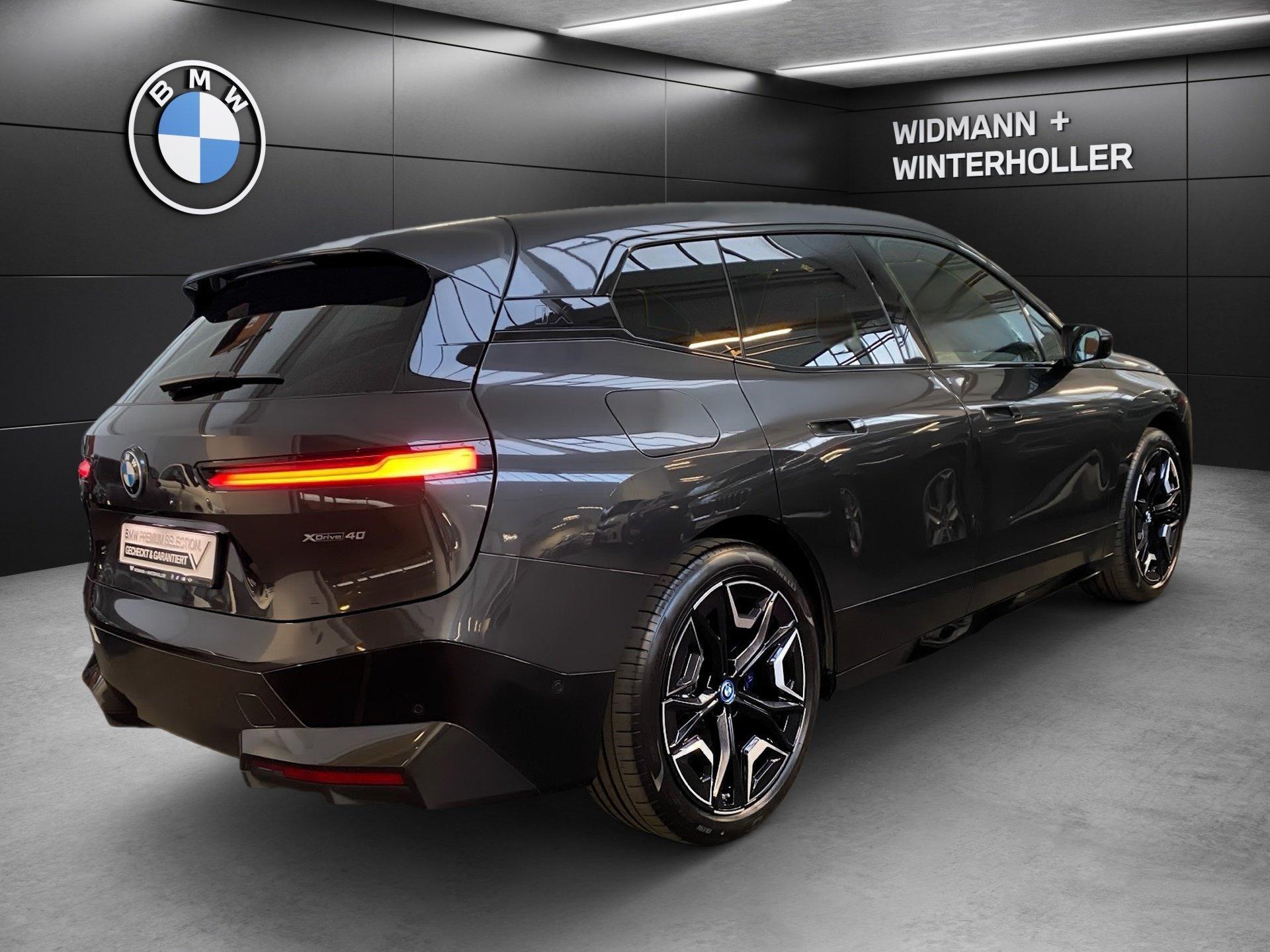 BMW iX xDrive40