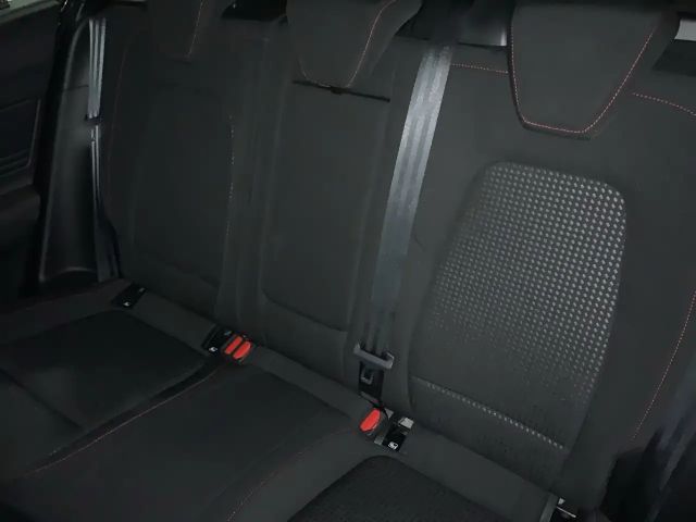 Ford Focus EcoBoost ST Line