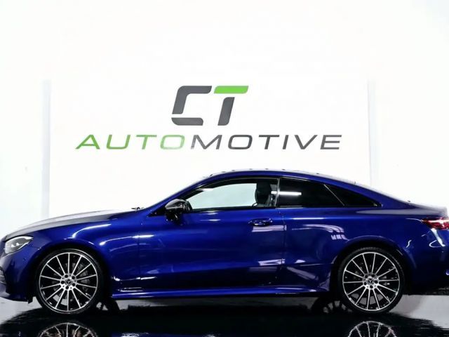 Mercedes-Benz E 220 AMG Line Coupé E 220 d