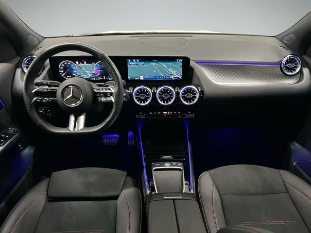 Mercedes-Benz GLA 200 4MATIC AMG Line GLA 200 d