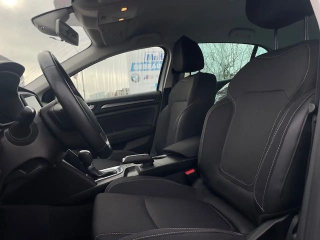 Renault Megane EDC TCe 140 Zen