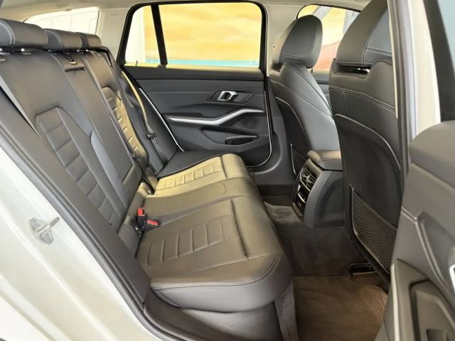 BMW 320 320d Touring