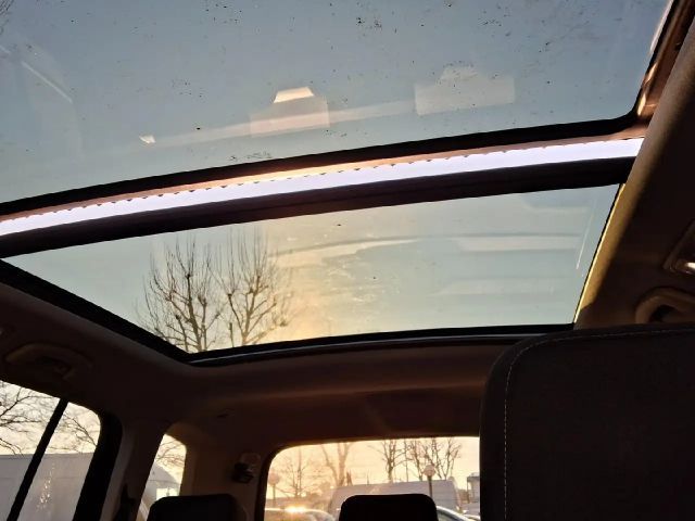 Volkswagen Touran Highline R-Line