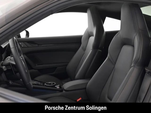 Porsche 992 Carrera Coupé GTS