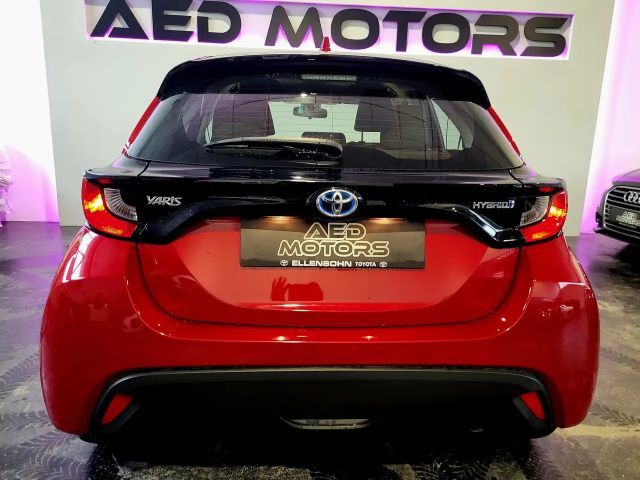 Toyota Yaris Basis Hatchback Hybride