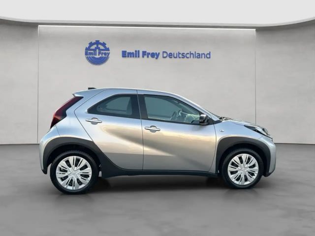 Toyota Aygo X 1.0 VVT-i Hatchback Play S-CVT