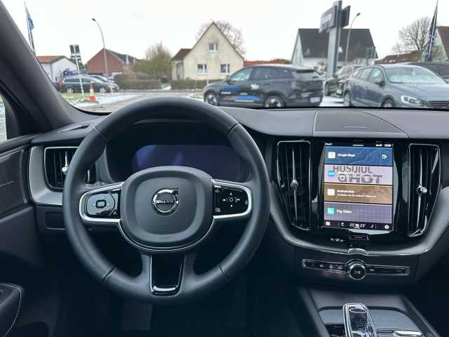 Volvo XC60 AWD Plus