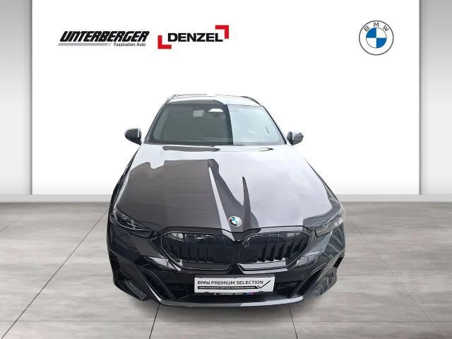 BMW 520 520d M-Sport Touring xDrive