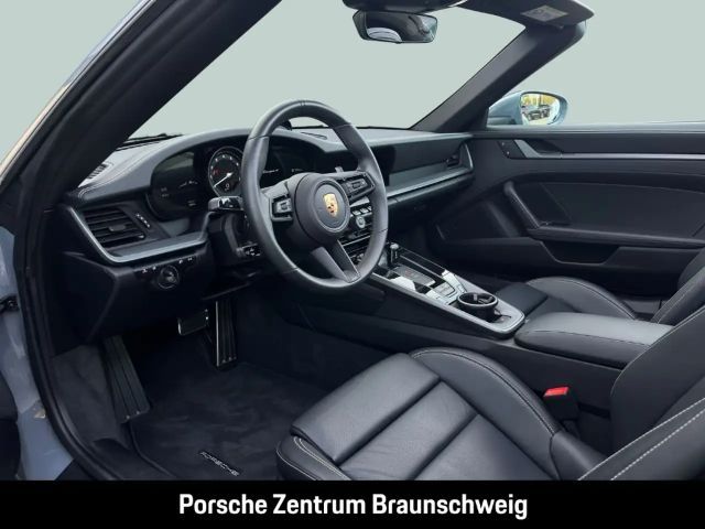 Porsche 992 4 Coupé Targa