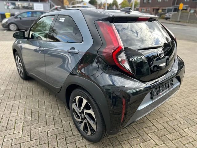 Toyota Aygo X 1,0l Teamplayer CVT ACC SHZ Kamera Spurhalteass. A