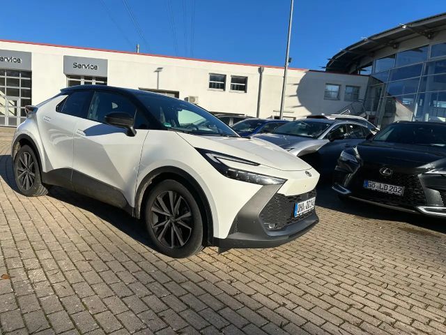 Toyota C-HR Team D Voorwielaandrijving