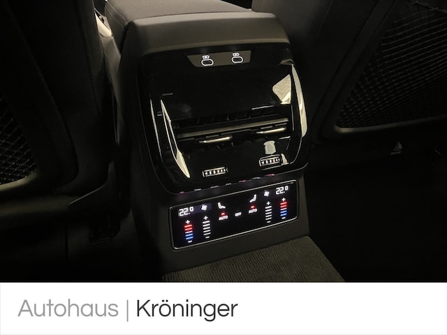 Audi A6 Avant Quattro S-Tronic