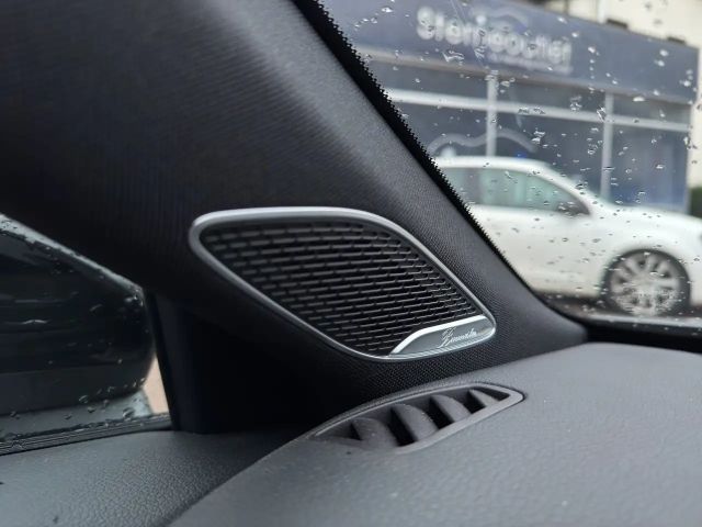 Mercedes-Benz A 220 A 220 d AMG Line