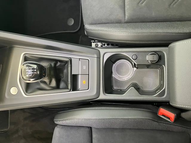 Volkswagen Golf Rabbit TSI