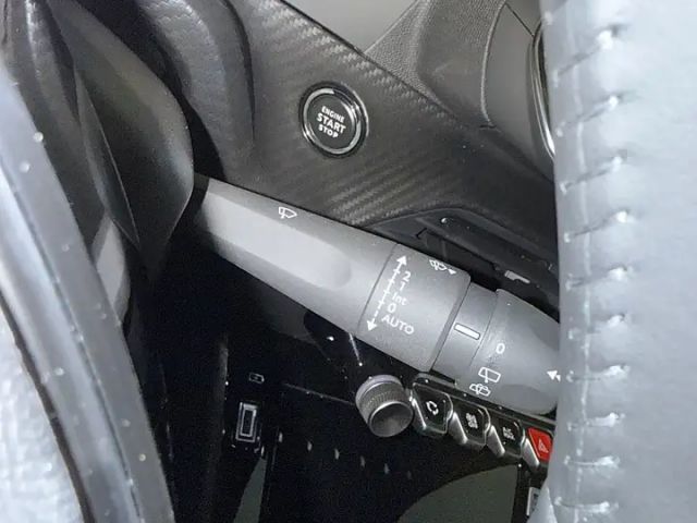 Peugeot 2008 Allure Pack PureTech