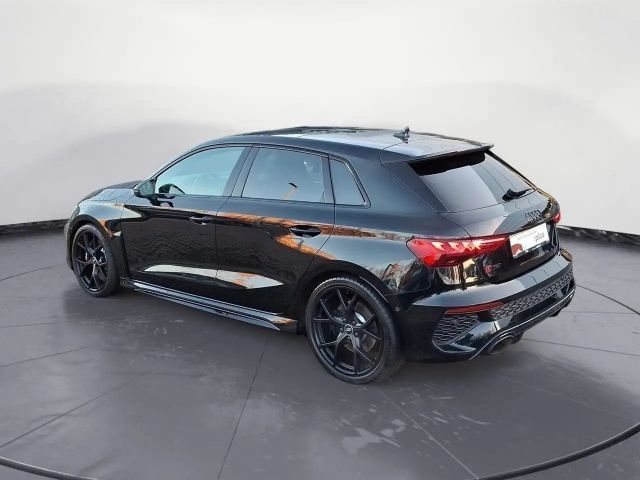 Audi RS3 Quattro S-Tronic Sedan Sportback