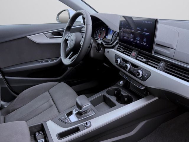 Audi A4 30 TDI Avant S-Tronic