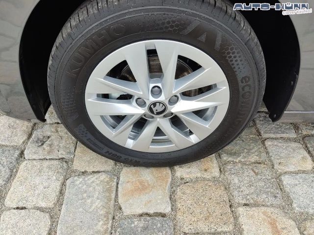 Skoda Fabia Sondermodell 130 Jahre 1.0 MPI 80 PS Virtuell C...