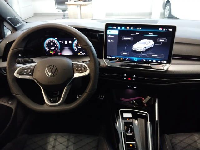 Volkswagen Golf DSG Sport Variant