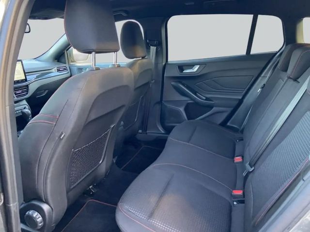 Ford Focus ST Line Wagon