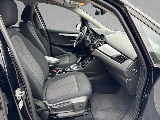 BMW 218 218d Active Tourer Advantage pakket