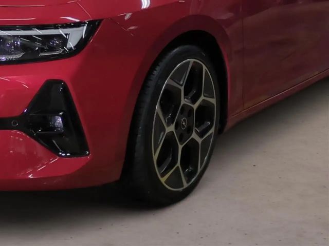 Opel Astra Sports Tourer Ultimate