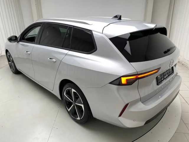 Opel Astra Business Elegance Sports Tourer