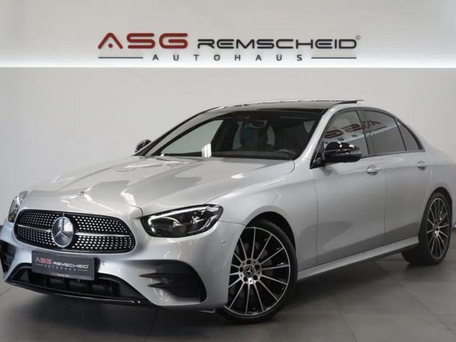 Mercedes-Benz E 220 AMG Line E 220 d Sedan