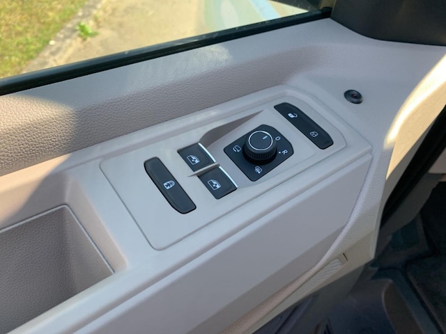 Volkswagen Multivan 2.0 TSI DSG T7