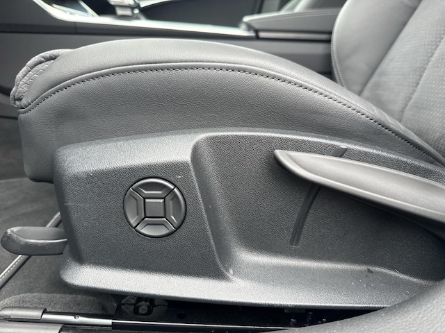 Audi A6 40 TDI Avant Quattro S-Line S-Tronic