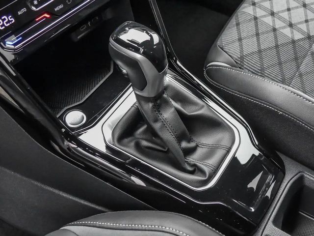 Volkswagen T-Roc 1.5 TSI DSG R-Line