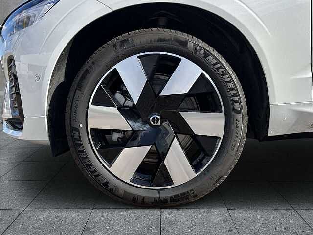 Volvo XC60 AWD Dark Plus T6