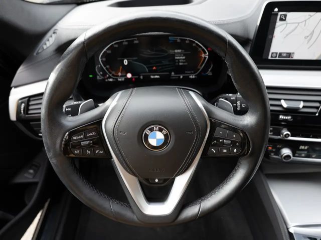 BMW 520 520d Luxury Line Touring