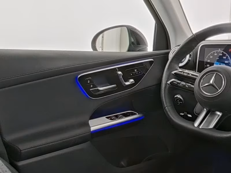 Mercedes-Benz GLC 300 4MATIC AMG Line GLC 300 d