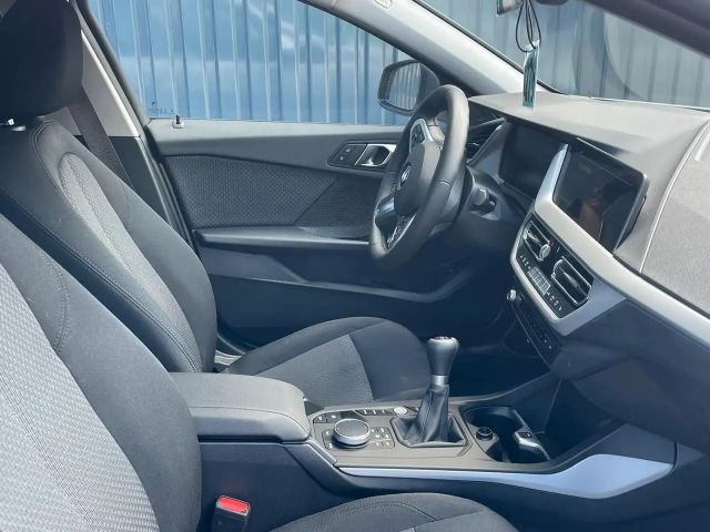 BMW 116 116i 5-deurs Sedan