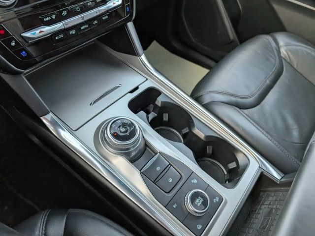 Ford Explorer Platinum Plug in Hybrid