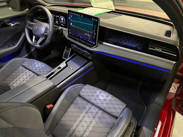 Volkswagen Passat R-Line Style Variant