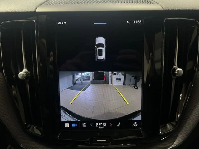 Volvo XC60 AWD Dark Plus