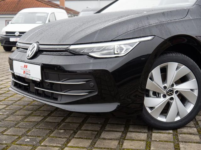 Volkswagen Golf 1.5 eTSI Golf VIII