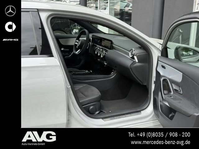 Mercedes-Benz A 200 AMG Line